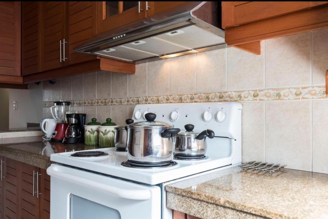 New Apartment In Miraflores! Larcomar Area! Lima Extérieur photo